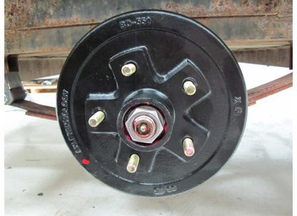 Dexter AKHD-550-35-EZ-K hub and drum assembly front view